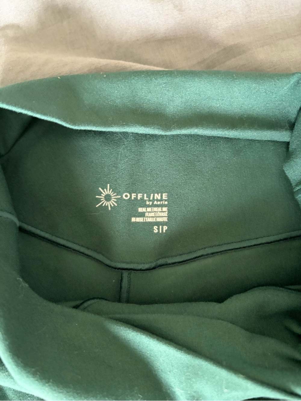 OFFLINE By Aerie Real Me High Waisted Crossover Flare Legging size small - Picture 8 of 8
